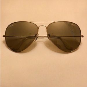 Ray Ban Aviators Gold Frame with light lens 62mm